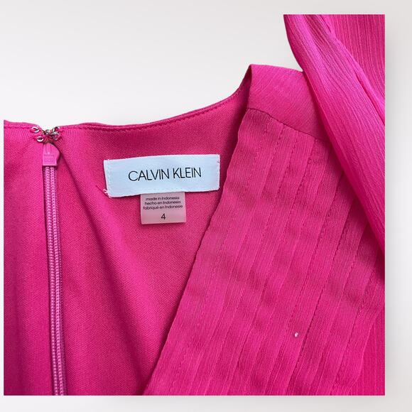 Calvin Klein Pink Pleated Chiffon 3/4 Sleeves V-Neck Short Dress Size 4 - Picture 2 of 9
